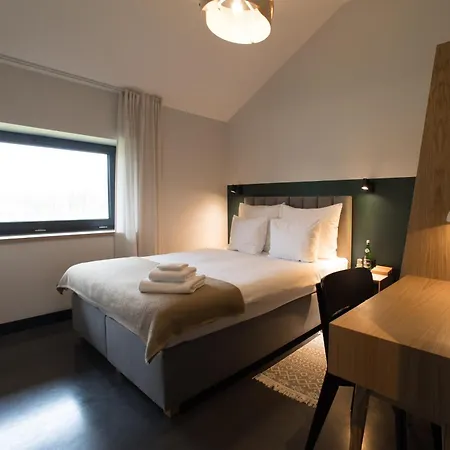 Janowe Miejsce Spotkan Bed and Breakfast